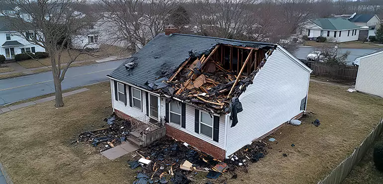 Why Choose Us for Selling Damaged House in Alaska, AK?
