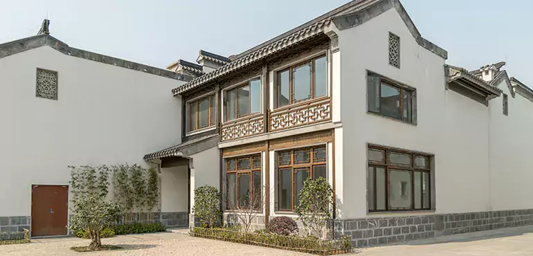 We Help Alaska Homeowners Sell Squatter-Occupied Houses Quickly and Safely